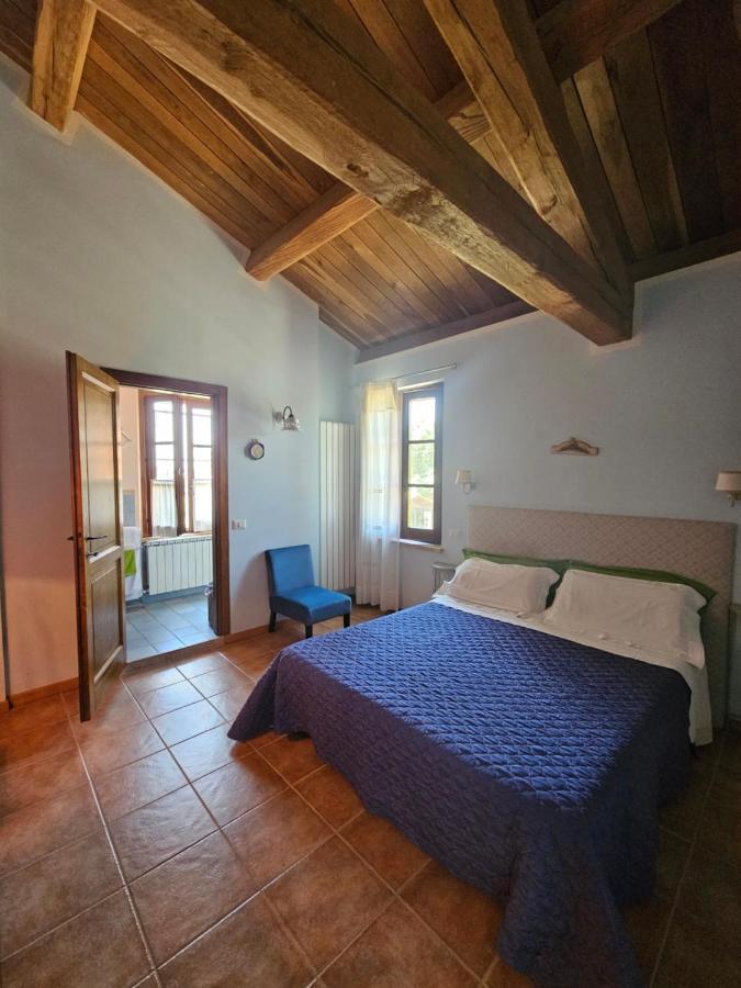 Bed and Breakfast La Casa Dei Tigli Cannara Exterior foto