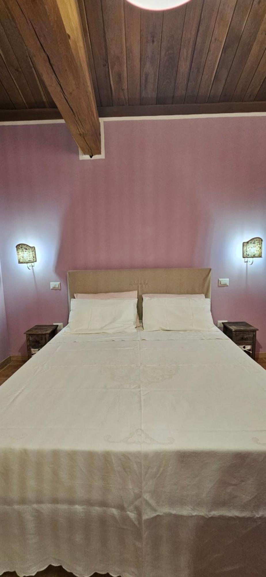 Bed and Breakfast La Casa Dei Tigli Cannara Exterior foto
